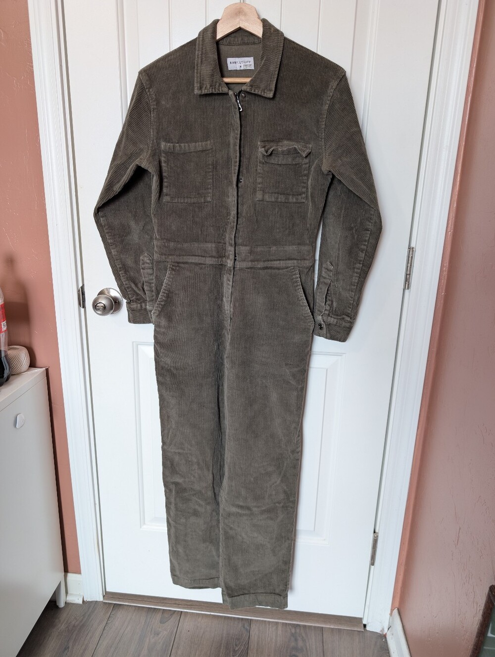 Rivet Utility Big Wig Women’s Corduroy Jumpsuit (SHRUNK) Medium Khaki Green